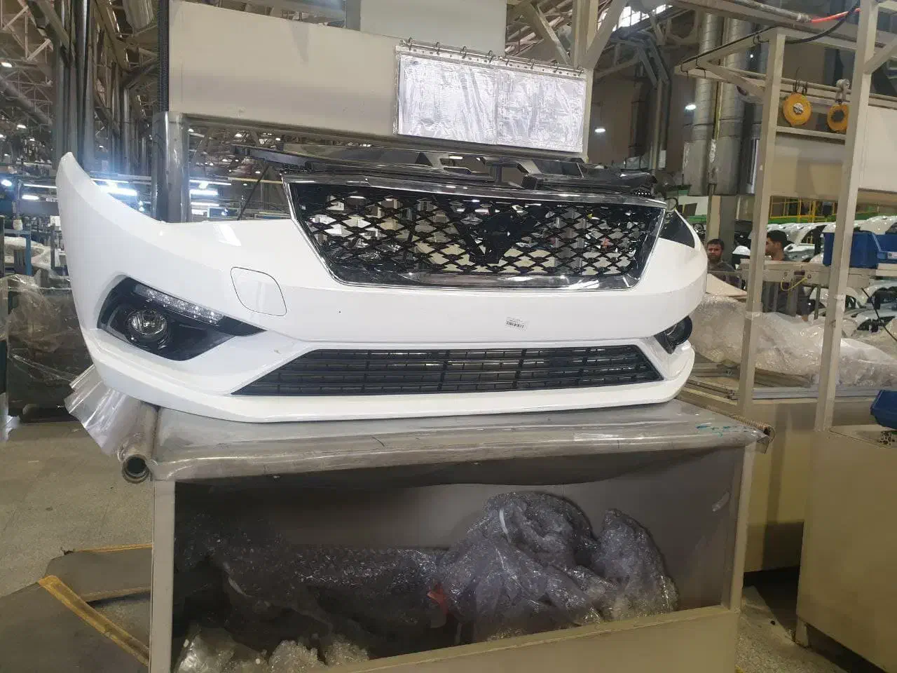 سپر ، گلگیر ، کاپوت ، چراغ|قطعات یدکی و لوازم جانبی|کرج, گلشهر|دیوار