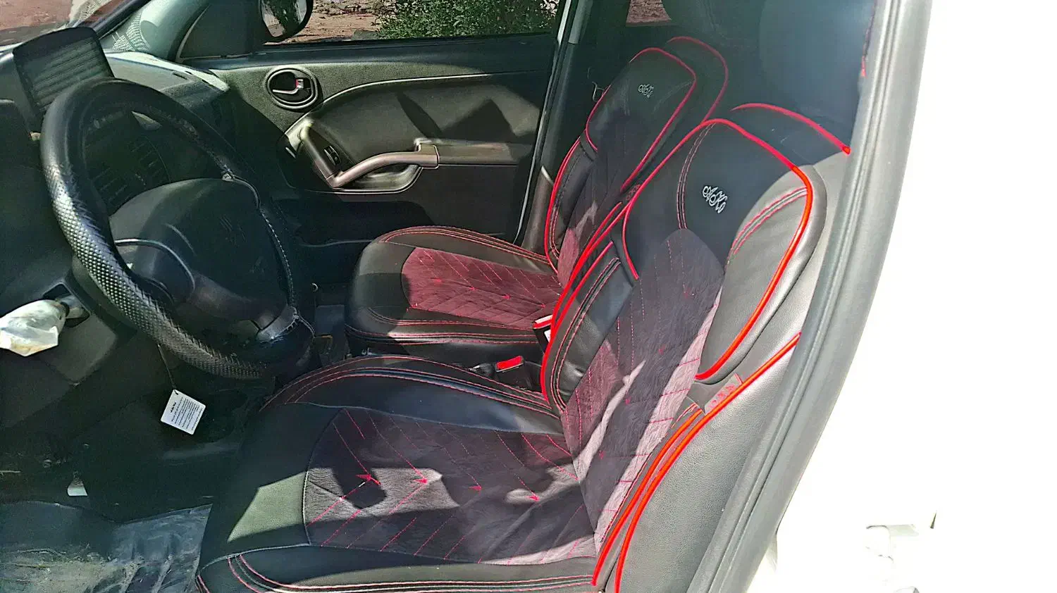 فروش کوییک.سفید مشکی|خودرو سواری و وانت|لامرد, |دیوار