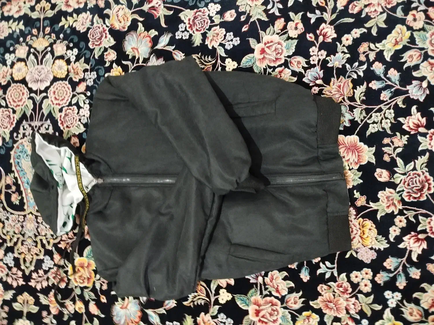 کاپشن|لباس|کوهدشت, |دیوار