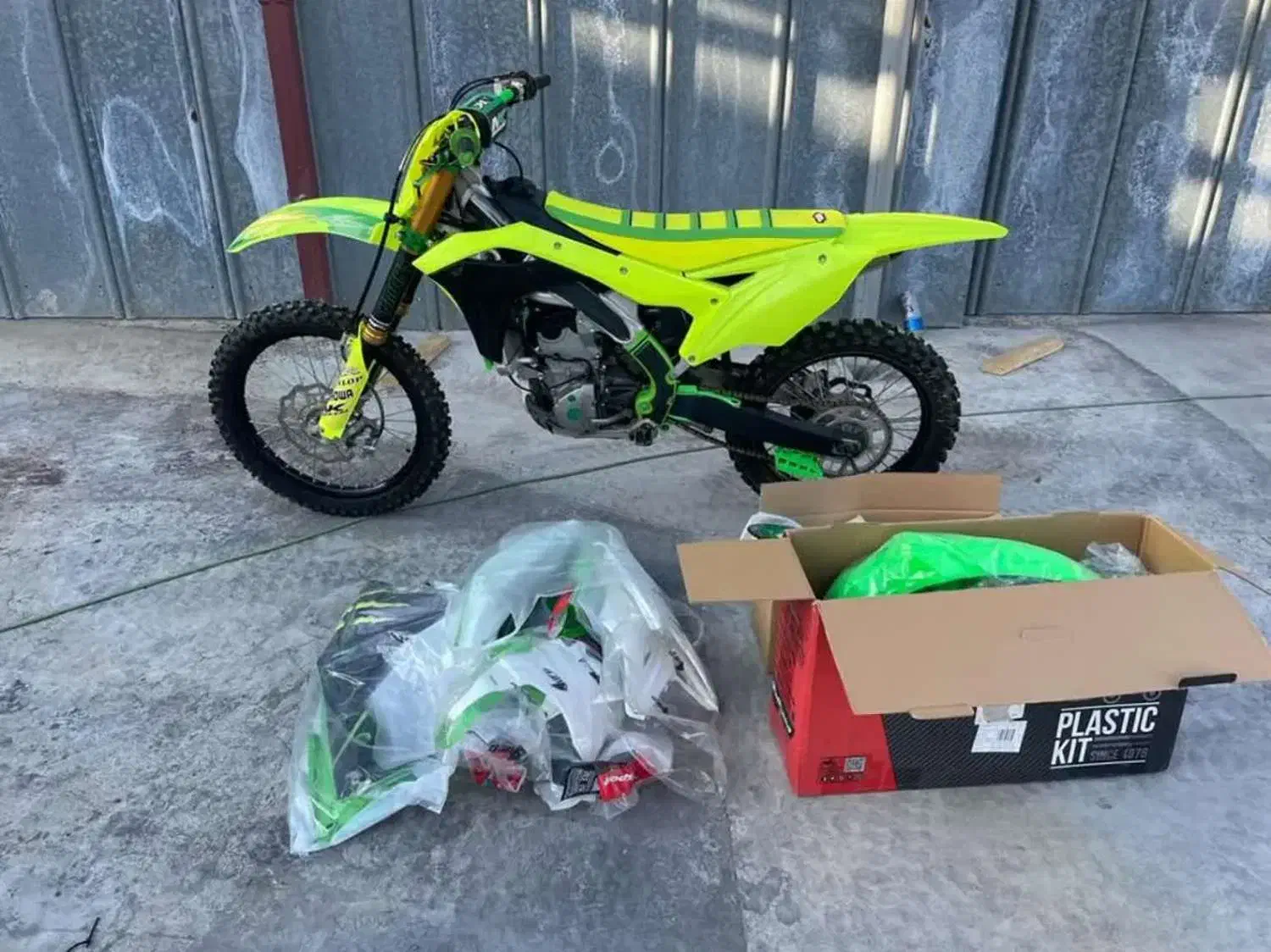 کراس 250 کاوازاکی KXF 2018 با لوازم اضافه|موتورسیکلت|اردکان, |دیوار