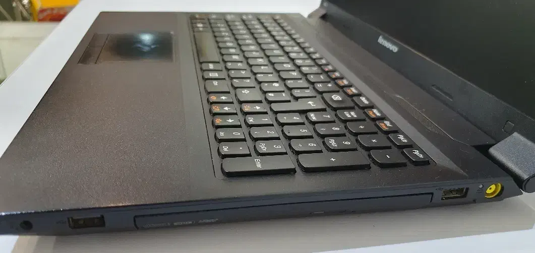 لپ تاپ لنوو Lenovo b590 - کم کار و درحد نو|رایانه همراه|قم, آذر (نکویی)|دیوار