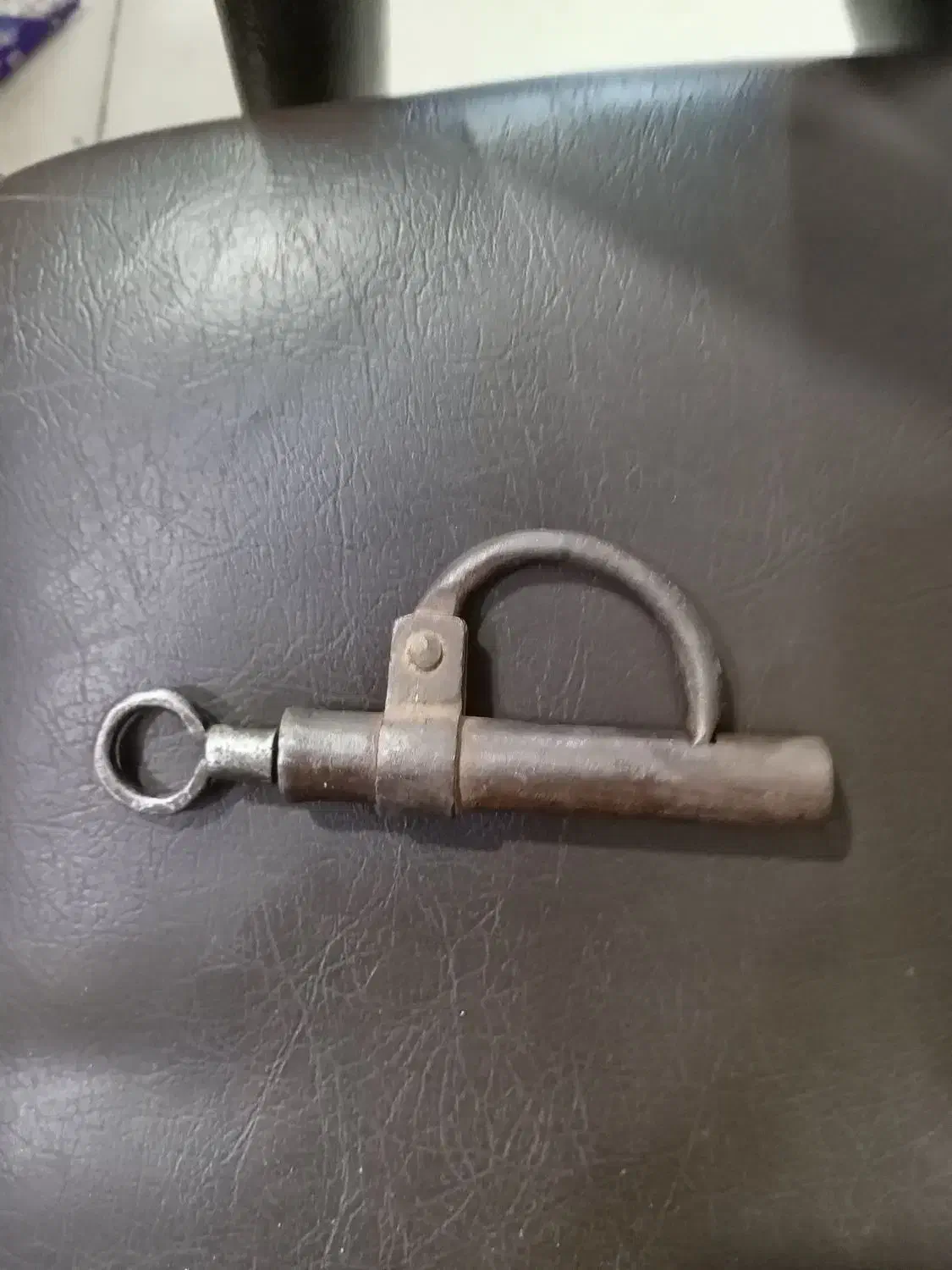 قفل قدیمی سالم|کلکسیون اشیاء عتیقه|کاشمر, |دیوار