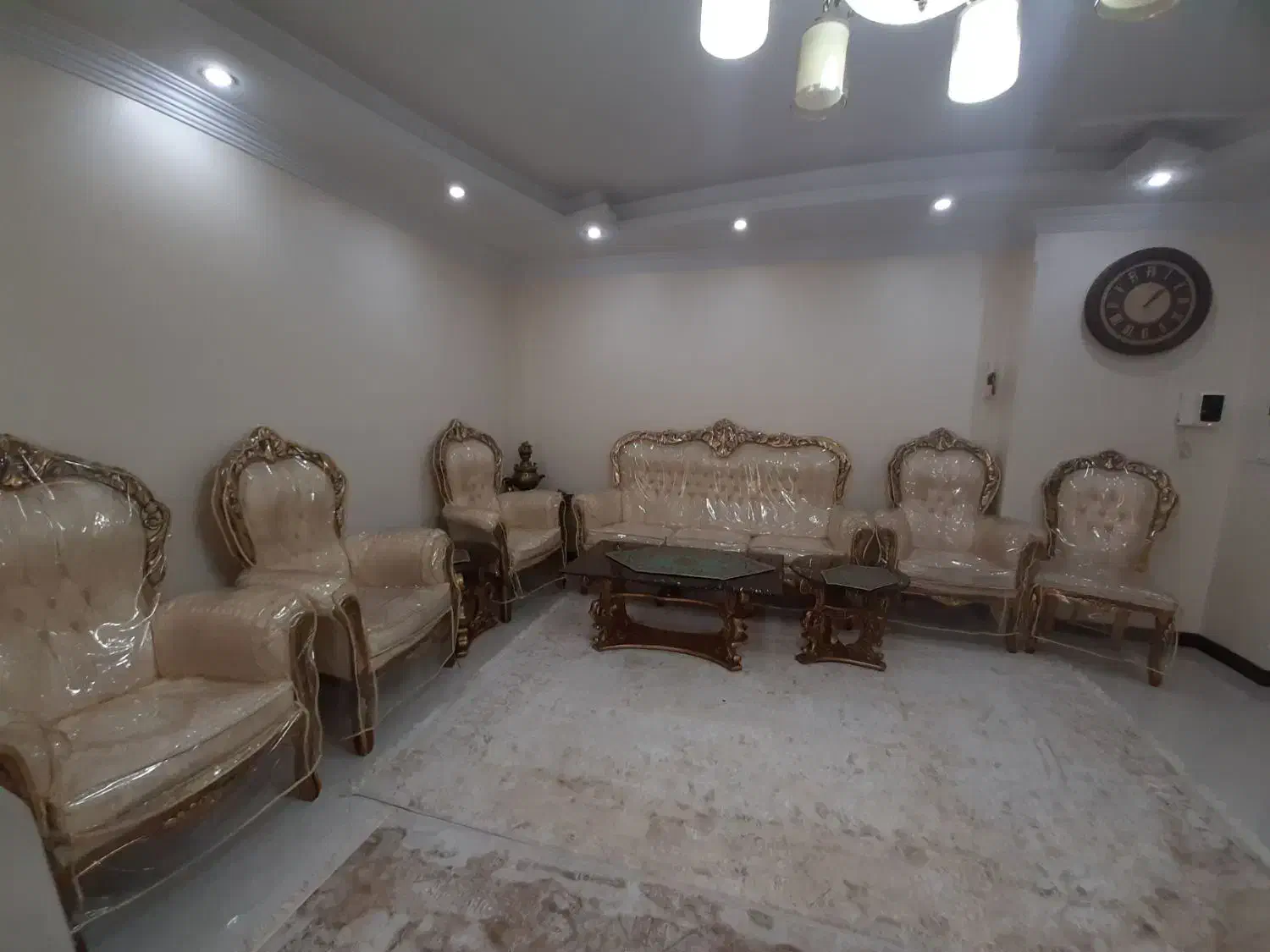 مبلمان  سلطنتی|مبلمان خانگی و میز عسلی|تهران, ائمه اطهار|دیوار