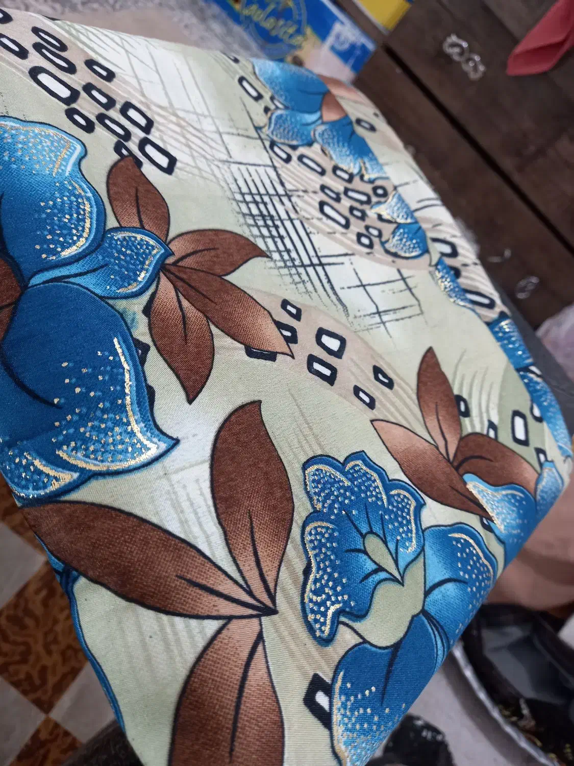 قواره چادر|لباس|ملایر, |دیوار