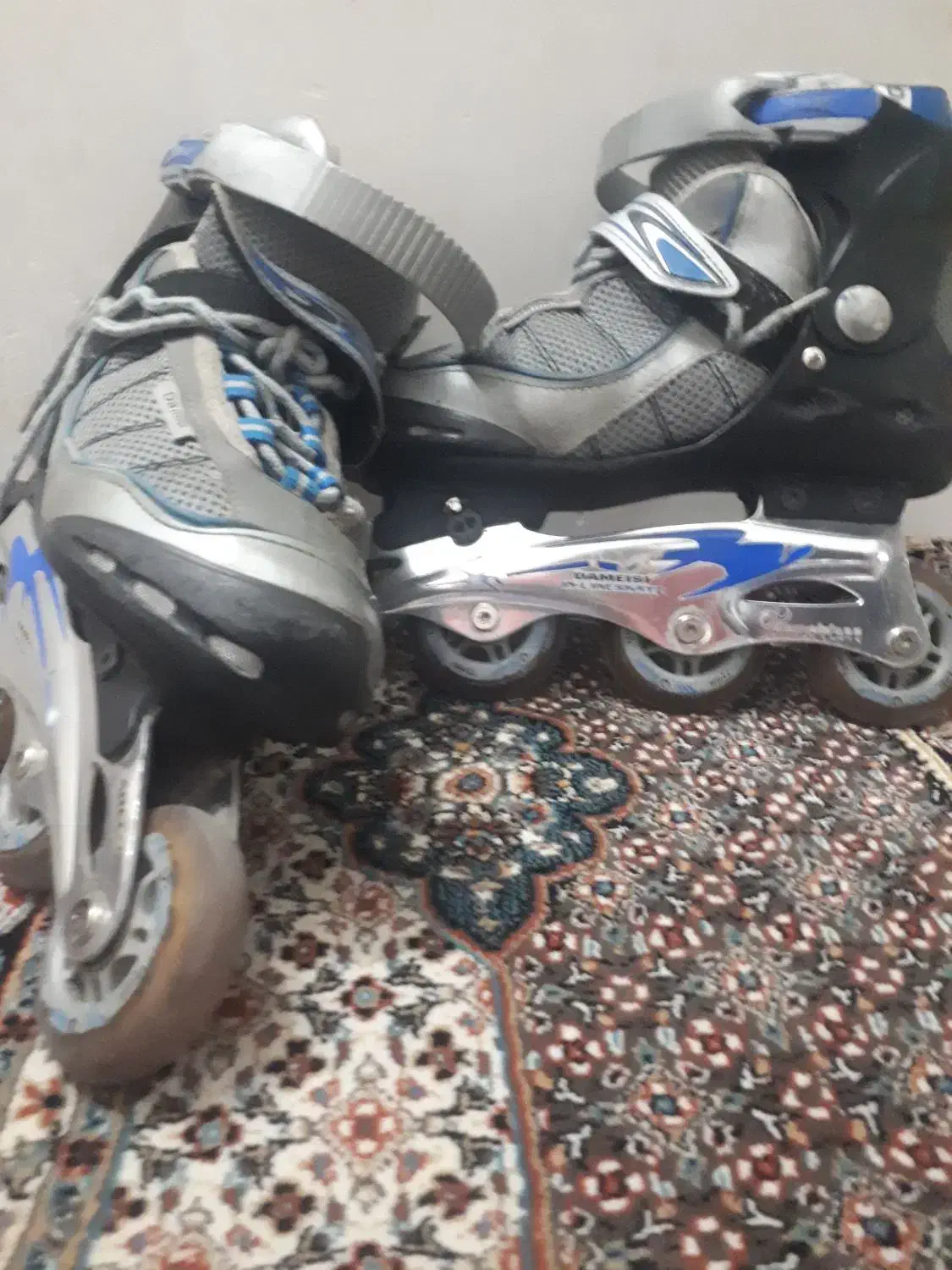 اسکیت|دوچرخه، اسکیت، اسکوتر|ری, شهادت|دیوار