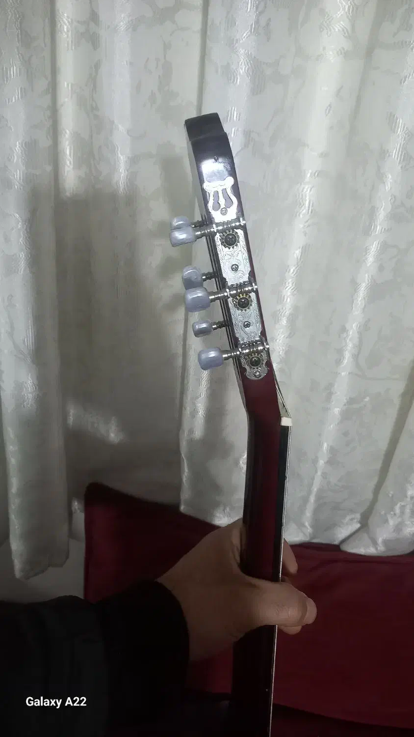 گیتارaria aka30 سالم وتمیز بی خط وخش|گیتار، بیس، امپلیفایر|تهران, علم و صنعت|دیوار