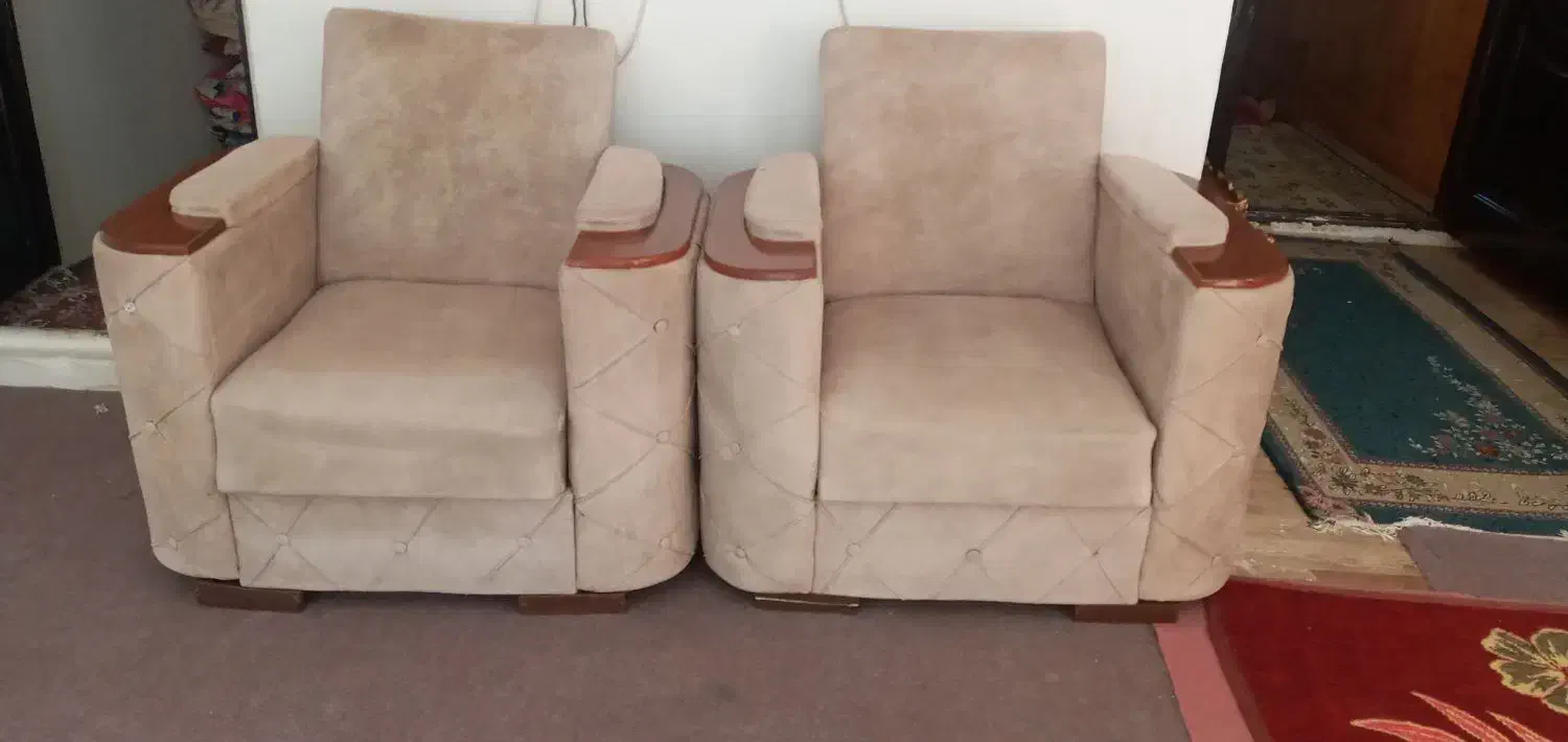 دو عدد مبل تخت خواب شو در حد نو|مبلمان خانگی و میز عسلی|ارومیه, |دیوار