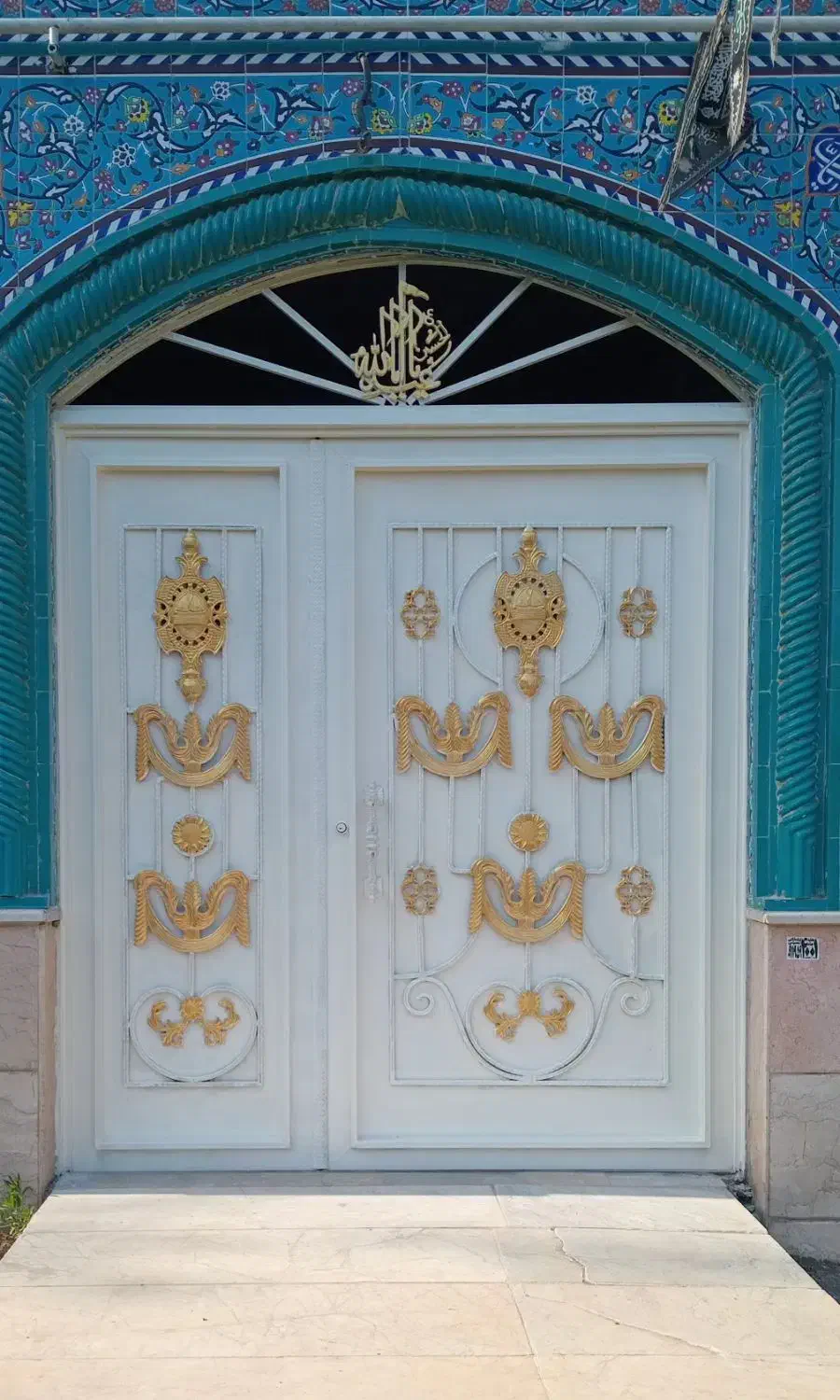 نقاشی ساختمان متری 100تومن.|خدمات پیشه و مهارت|لاهیجان, شهرک سلمان فارسی|دیوار