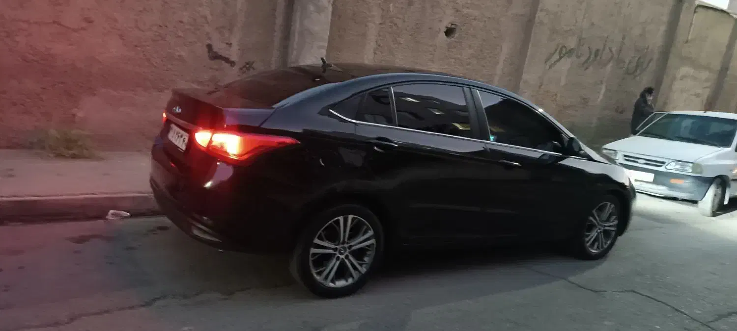 آریزو5|خودرو سواری و وانت|باقرشهر, |دیوار