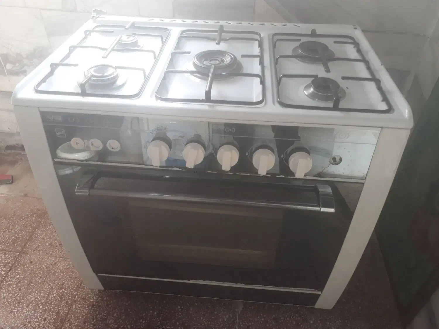 گاز پنج شعله در حد نو|اجاق گاز و لوازم برقی پختوپز|قروه, |دیوار