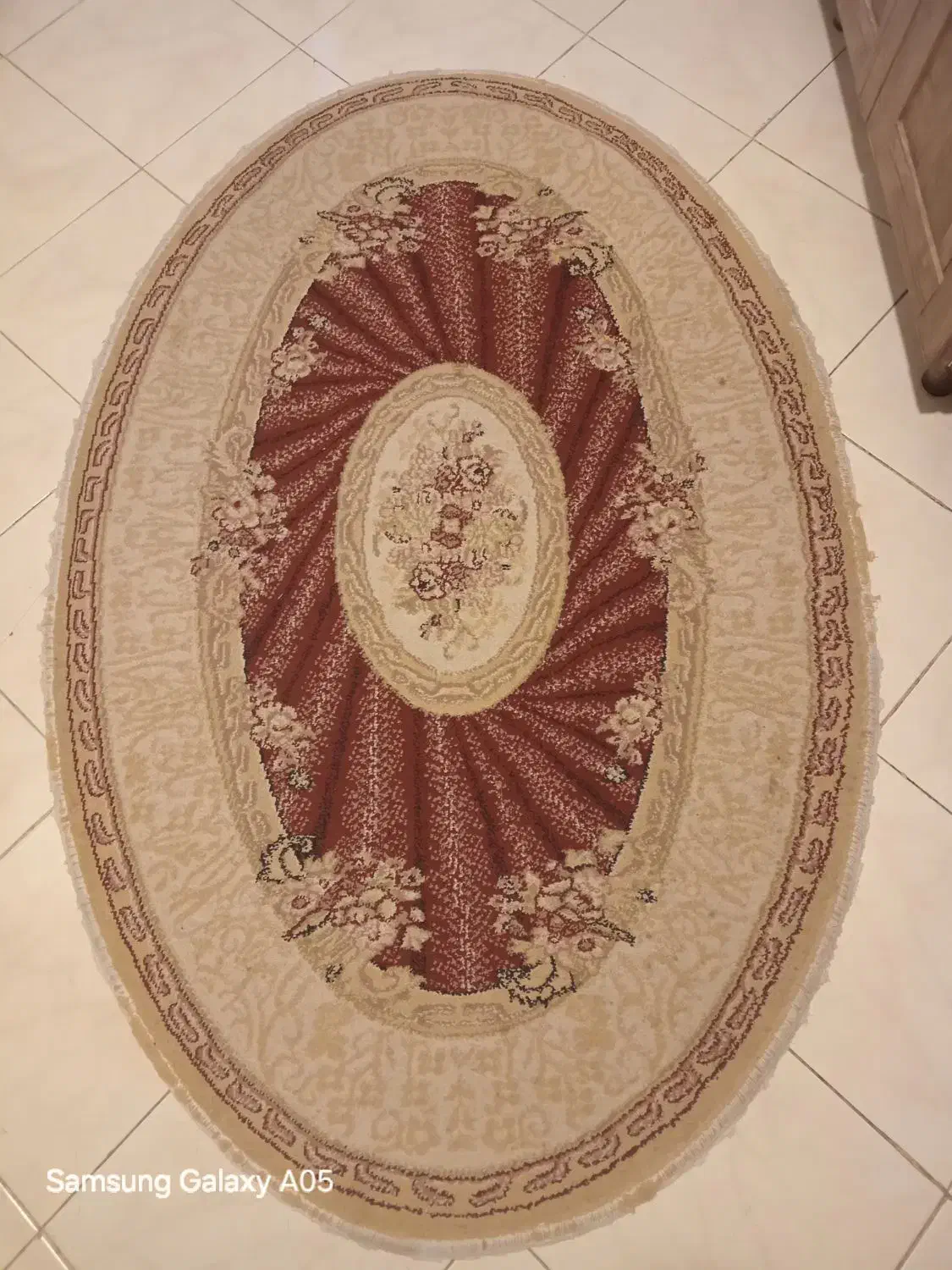 قالیچه ماشینی بیضی|فرش|تهران, باغ فیض|دیوار