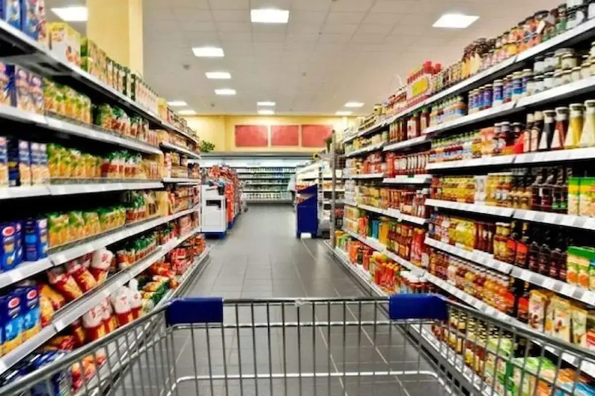 انبار دار فروشگاه مواد غذایی|استخدام بازاریابی و فروش|اراک, |دیوار