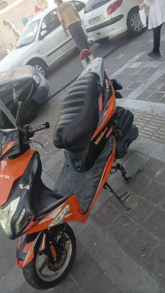 s4کویر سالم|موتورسیکلت|تهران, جیحون|دیوار