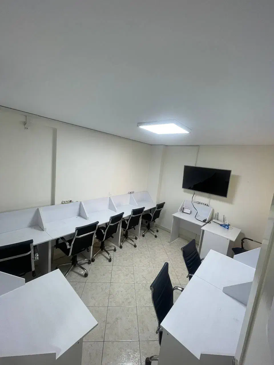 استخدام مدرس دوره ادمینی اینستاگرام|استخدام آموزشی|تهران, جمالزاده|دیوار