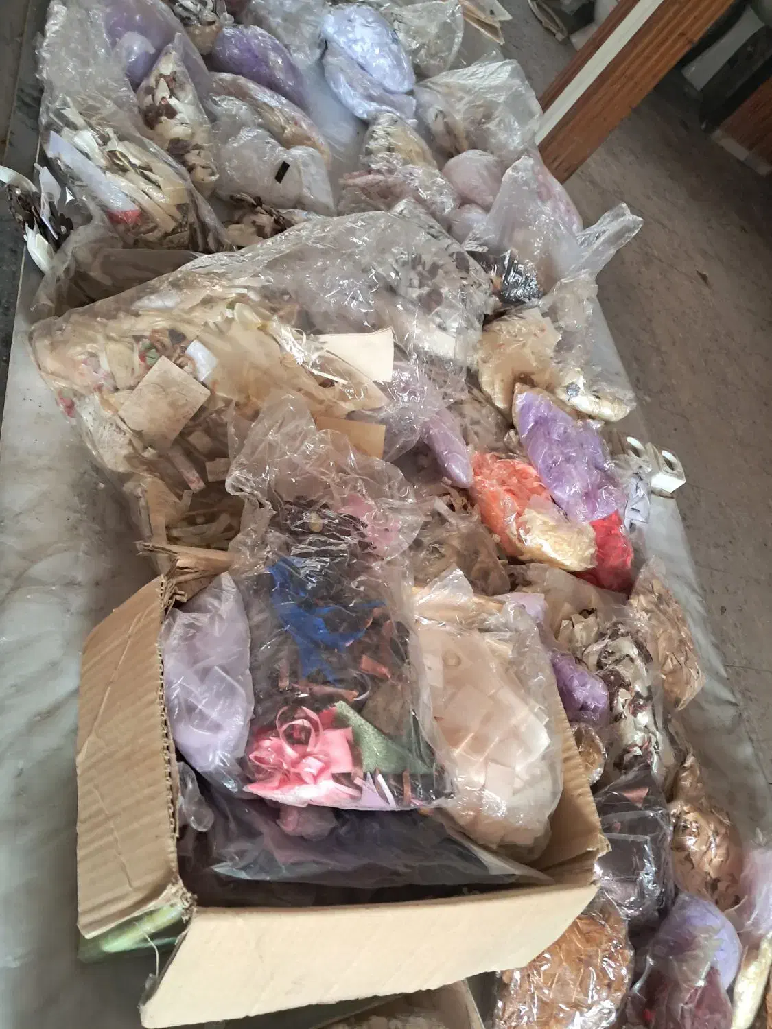 روبان کارت های عروسی وگل های آماده|گل مصنوعی|تنکابن, |دیوار