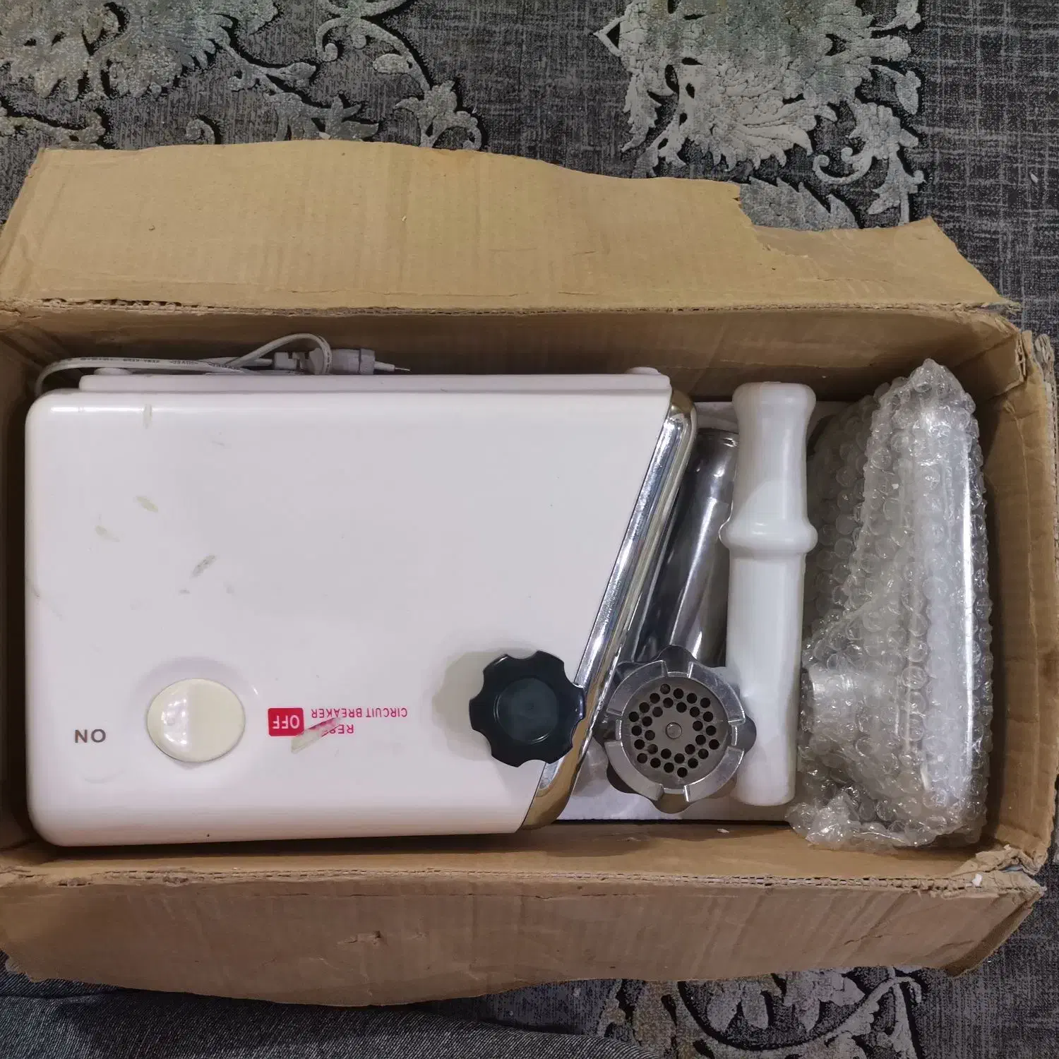 چرخ گوشت|سایر لوازم برقی|زاهدان, |دیوار