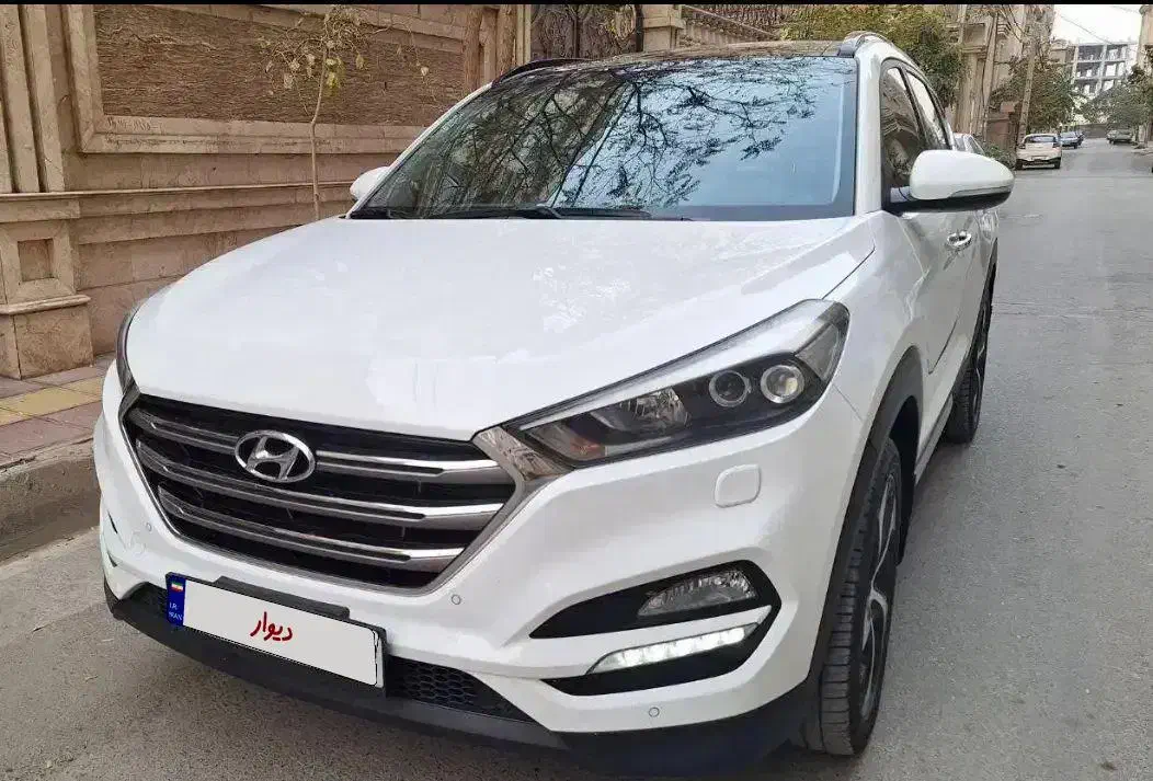 توسان ۲۰۱۷ سفید فول|خودرو سواری و وانت|مشهد, آزادشهر|دیوار