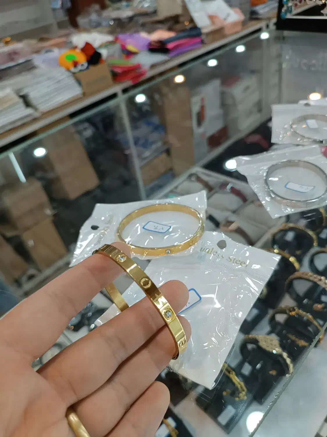 پیچی|بدلیجات|دورود, |دیوار