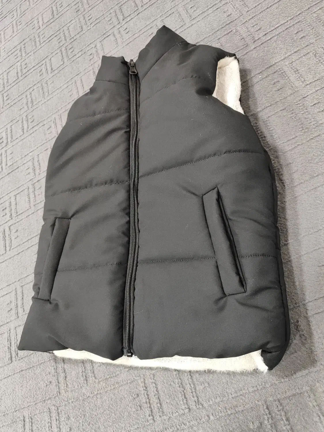 پافر بچه گانه مشکی|کفش و لباس بچه|فردوس (خراسان), |دیوار