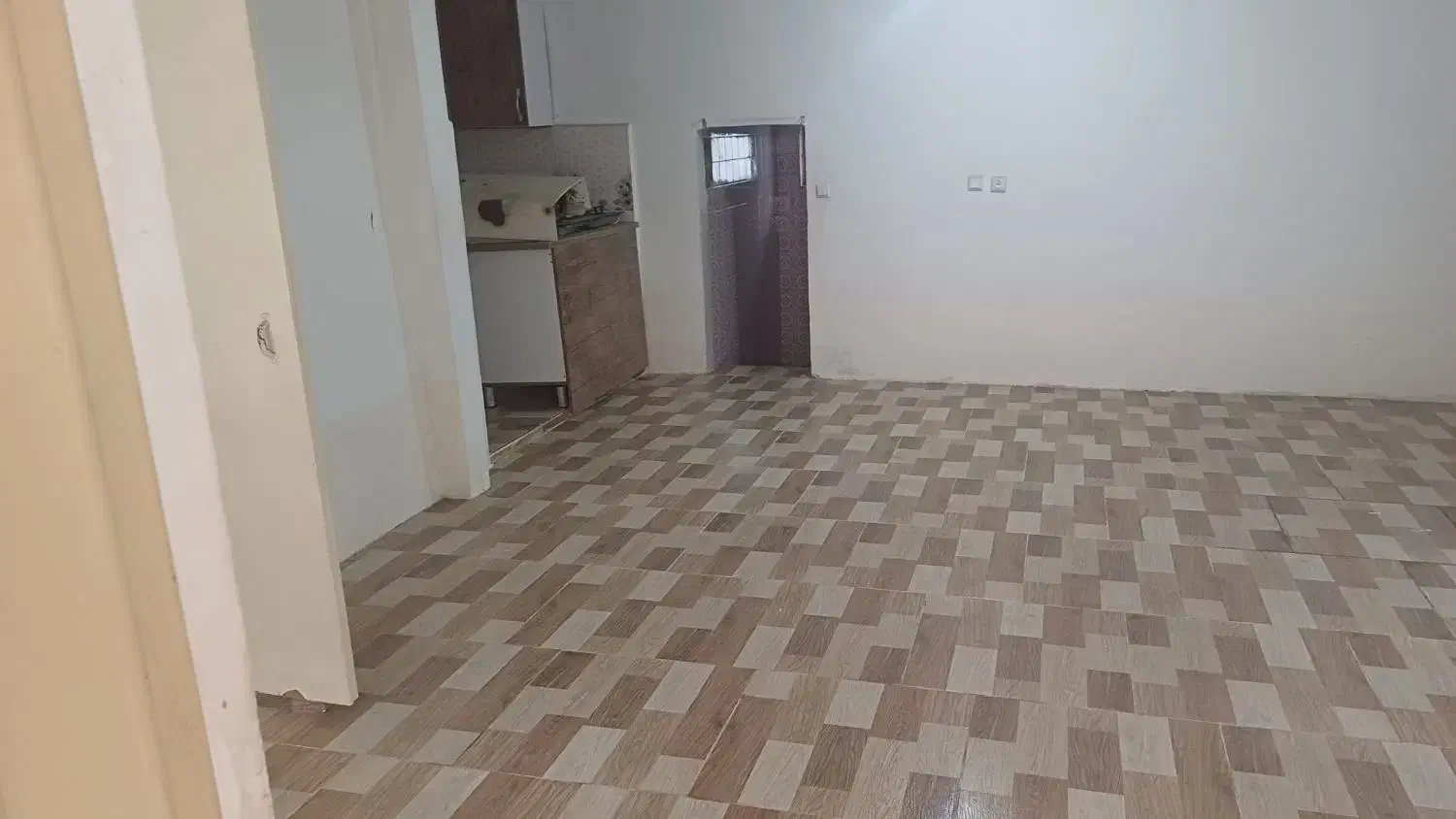 ساختمان ویلایی قدیمی|فروش خانه و ویلا|زیرآب, |دیوار