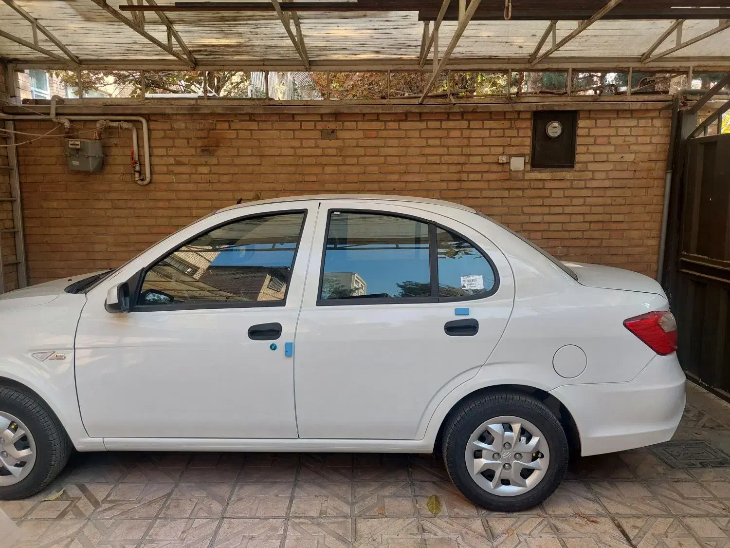 ساینا s  خشک|خودرو سواری و وانت|تهران, شهرک محلاتی|دیوار