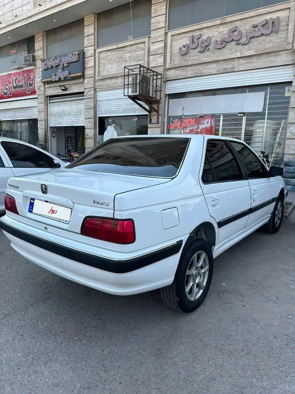 پارس ۴۰۲|خودرو سواری و وانت|بندرعباس, |دیوار