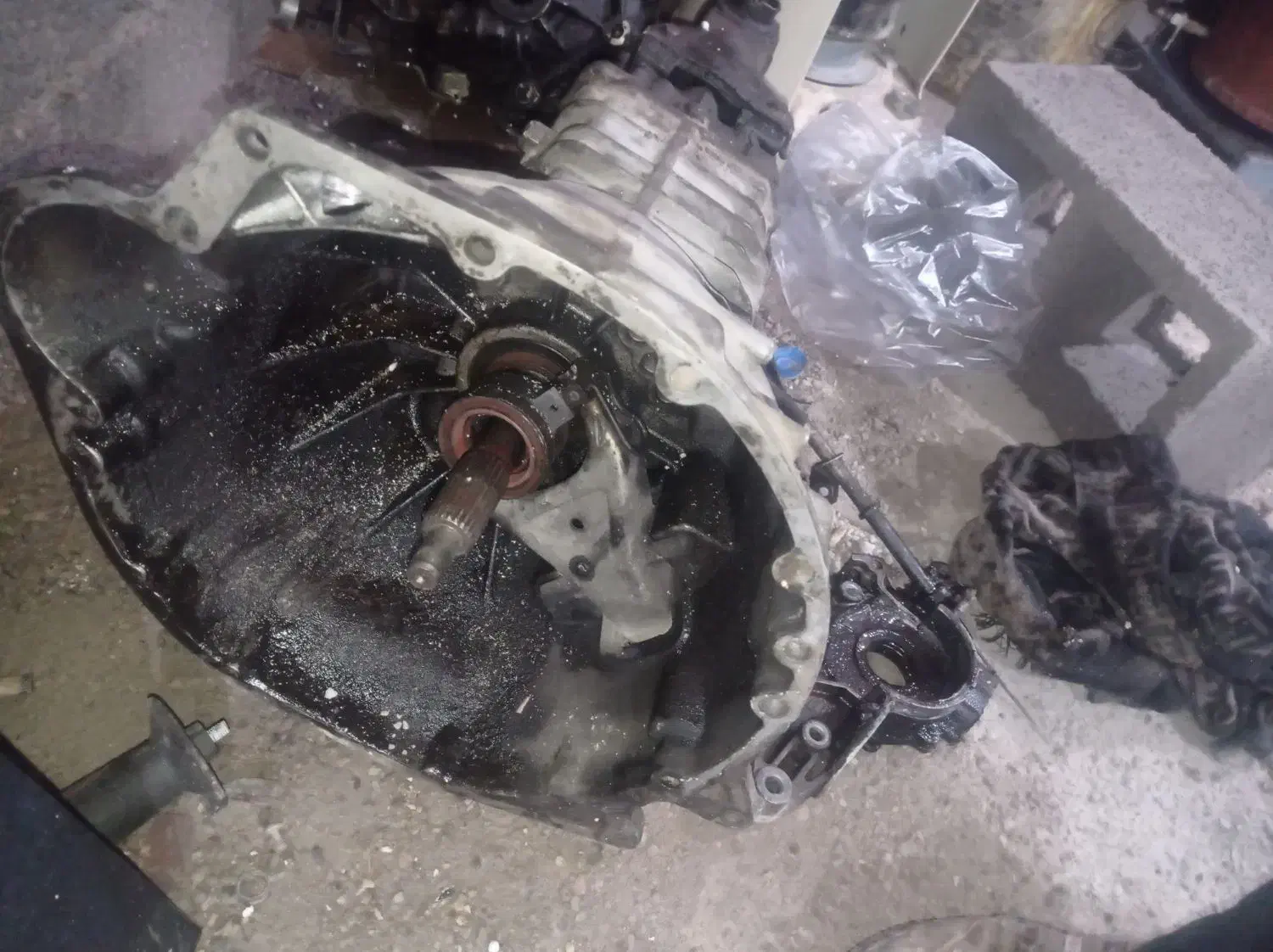 گیربکس ۵دنده آرژانتینی|قطعات یدکی و لوازم جانبی|ایلام, |دیوار