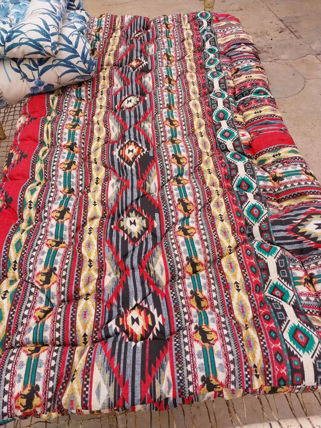 تشک پشمی نونو تازه درست شده|تشک تختخواب|مسجد سلیمان, |دیوار