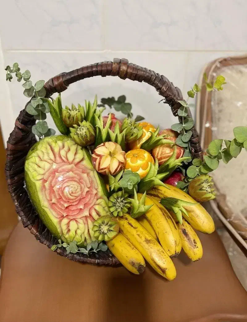 میوه آرایی. گل آرایی وحکاکی هندوانه و کدو|خدمات پذیرایی، مراسم|الوند, |دیوار