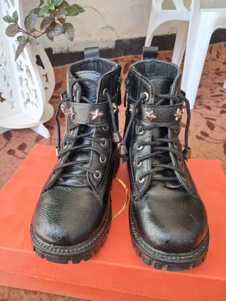 بوت و نیم بوت|کفش و لباس بچه|مرودشت, ژیان|دیوار