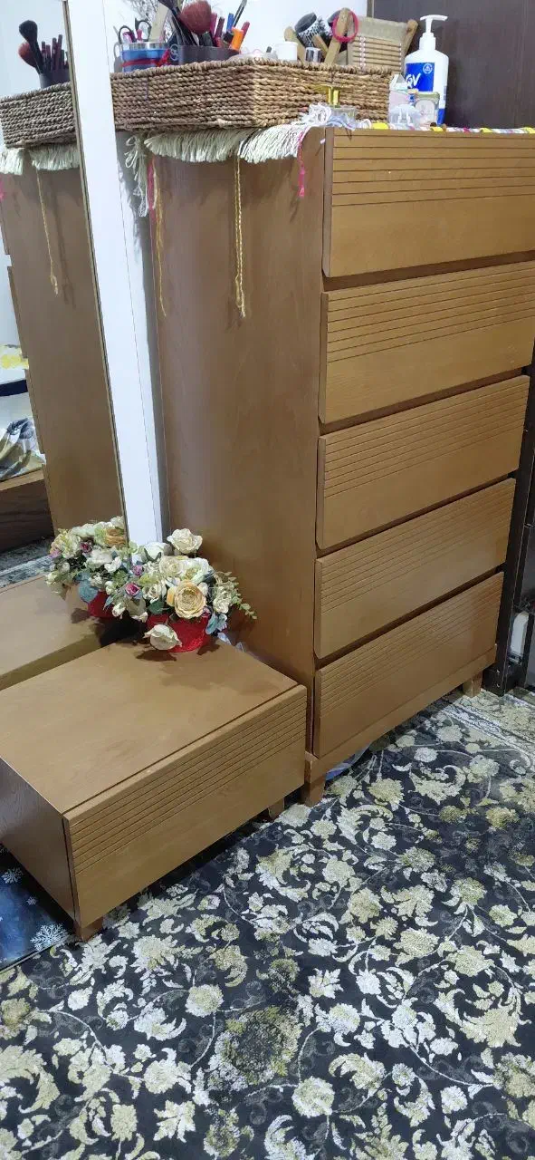 سرویس خواب ۵ تیکه  ام دی اف|تخت و سرویس خواب|نوشهر, |دیوار