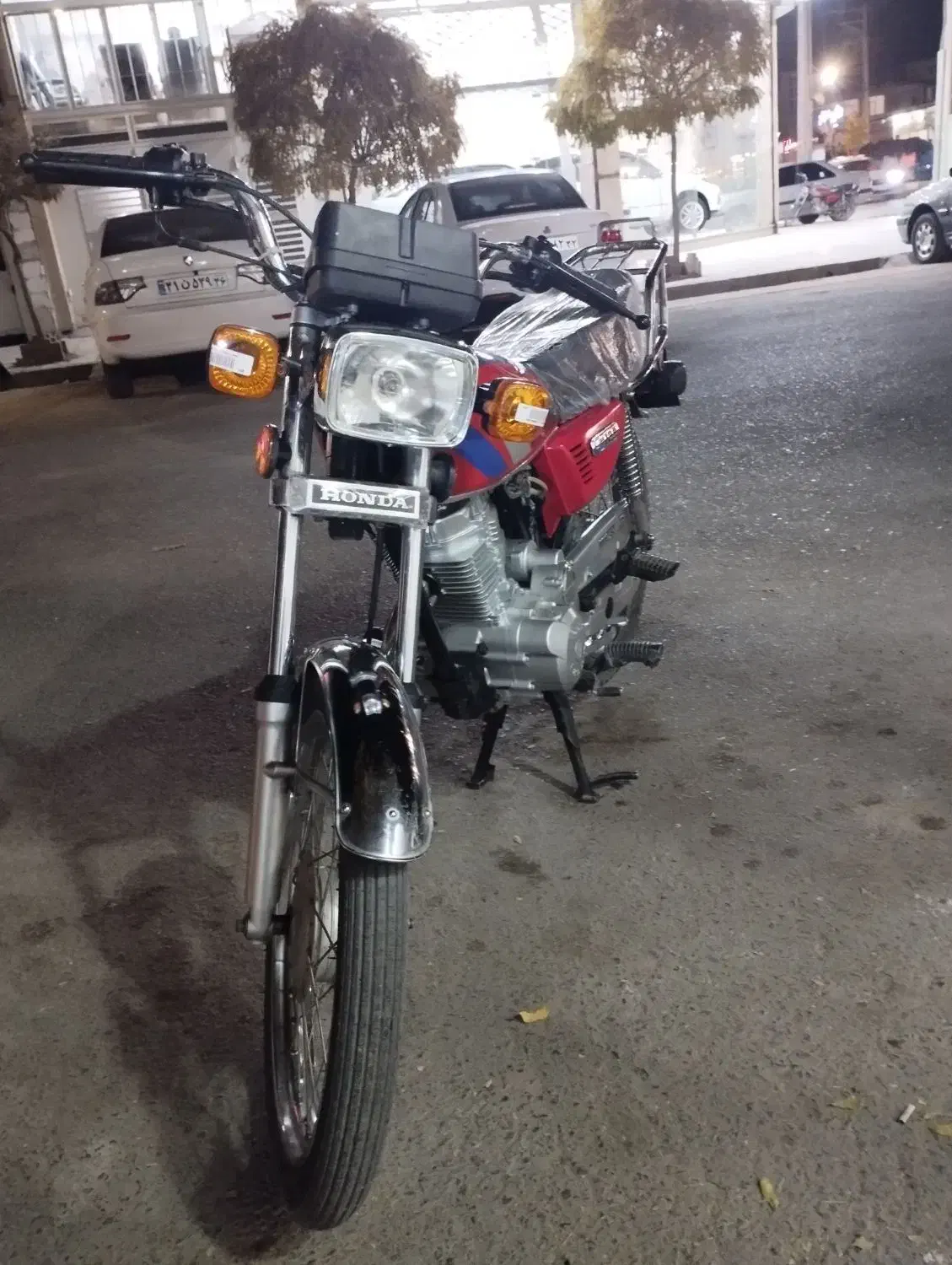 موتور هوندا|موتورسیکلت|تربت‌حیدریه, آغوی|دیوار