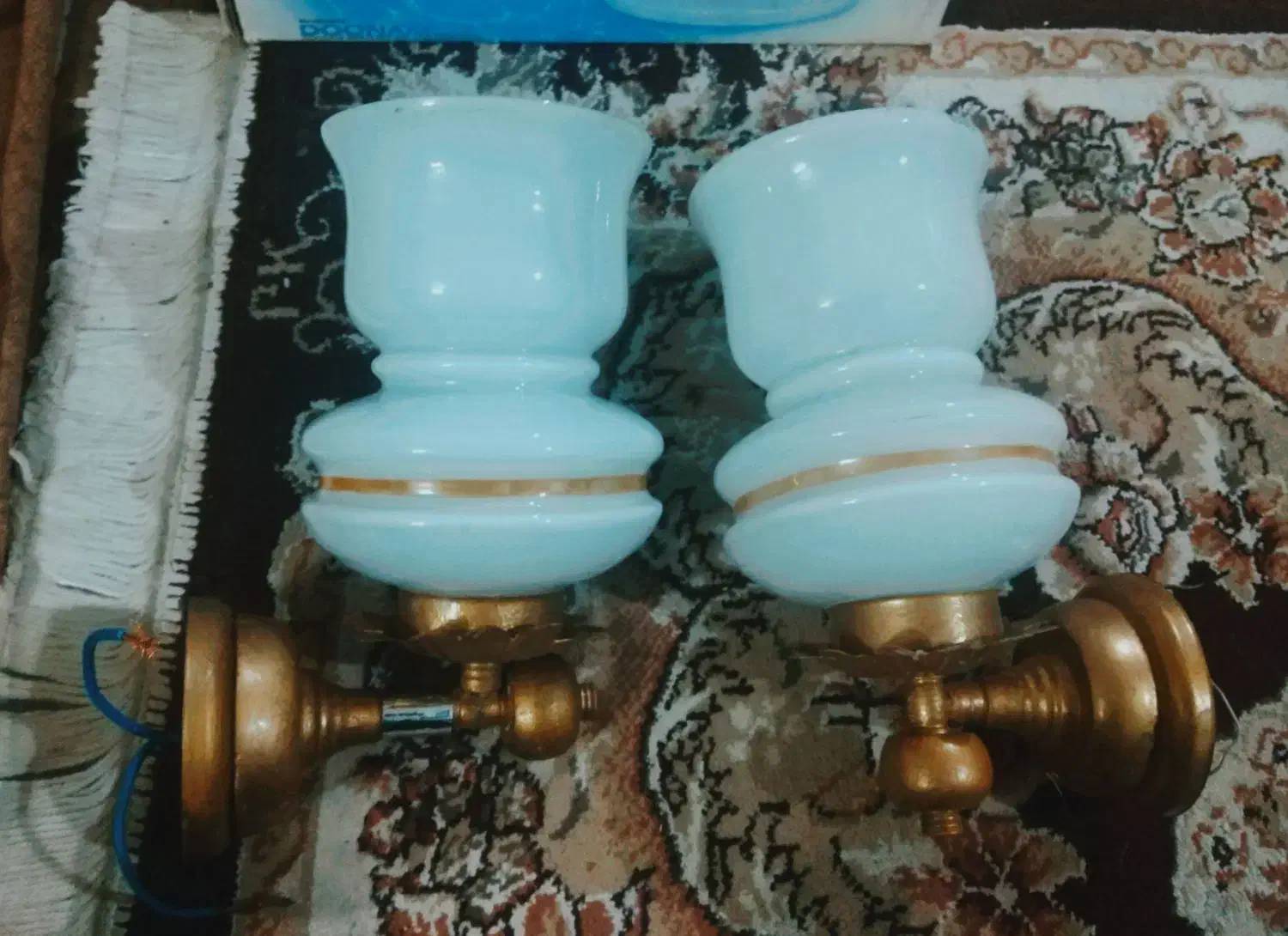 چراغ دیوار کوب|لوستر و چراغ آویز|نیشابور, سرآب کوشک|دیوار