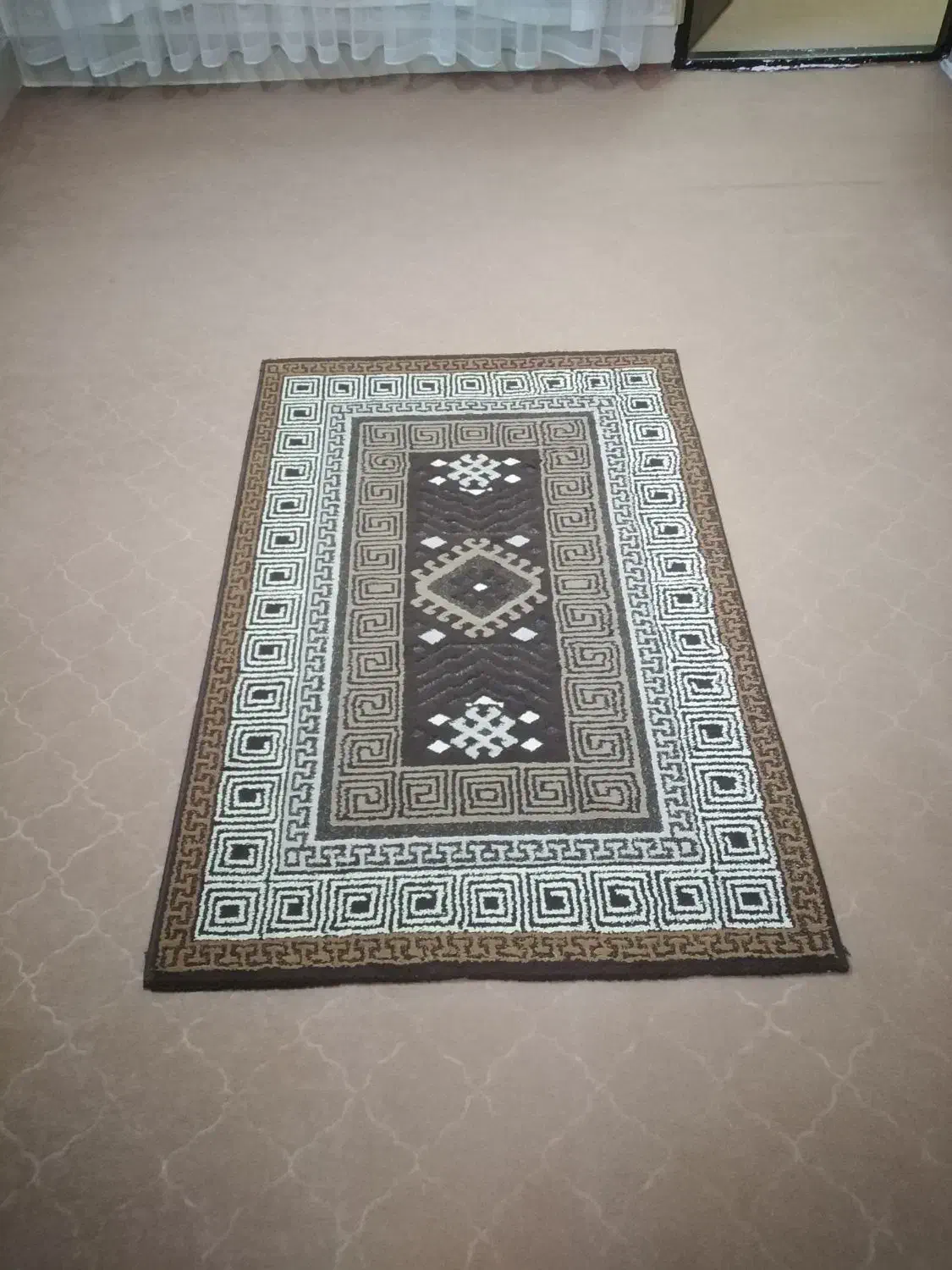 قالیچه کوچک|فرش|قم, شاه سید علی|دیوار