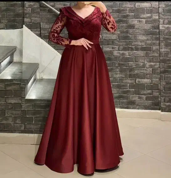 لباس عقد|لباس|ایرانشهر, |دیوار