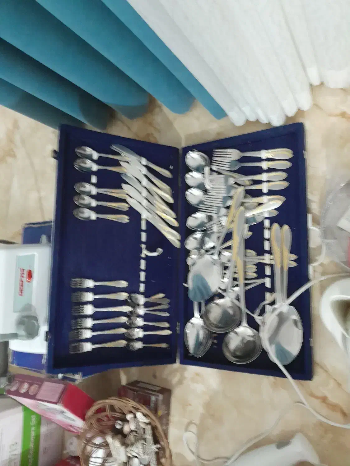 سرویس قاشق و چنگال طلایی رنگ ۱۲نفره|ظروف سرو و پذیرایی|شیراز, شهرک بزین|دیوار