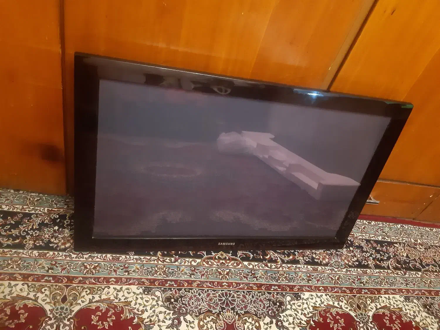 تلوزیون سامسونگ ۴۲ اینج نیاز به تعمیرجزئی|تلویزیون و پروژکتور|اهواز, شهرک دانشگاه|دیوار