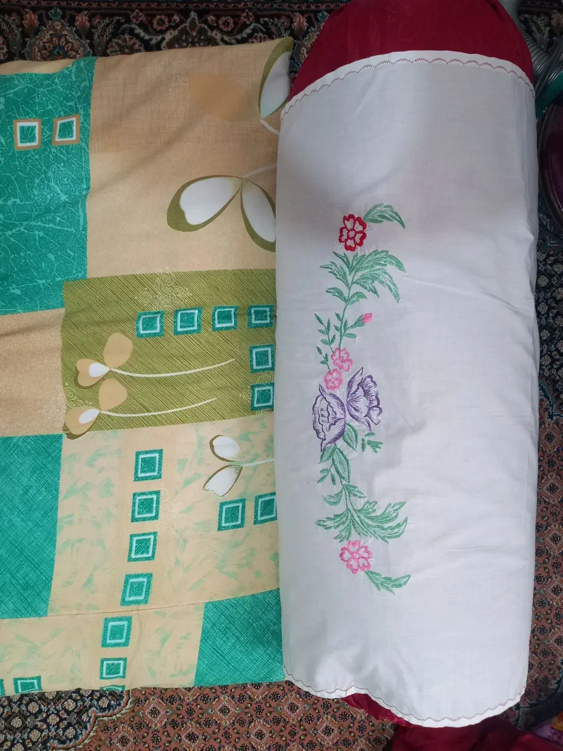 تشک و متکی|رختخواب، بالش، پتو|اردبیل, |دیوار