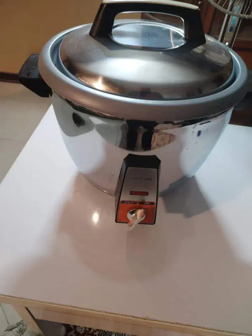 پلوپز پارس خزر|ظروف پخت‌وپز|اصفهان, ارغوانیه|دیوار