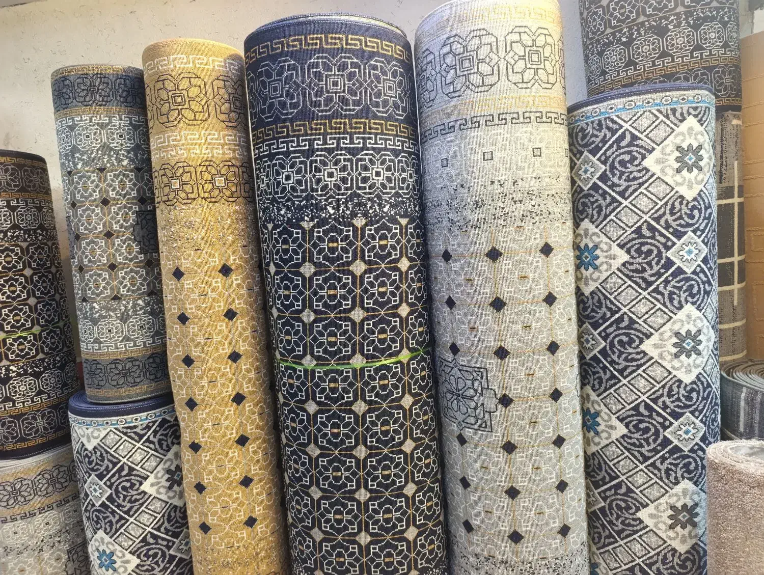 فروش انواع گلیم درجه یک زیر قیمت کارخانه|گلیم، جاجیم، گبه|مشهد, سراب|دیوار