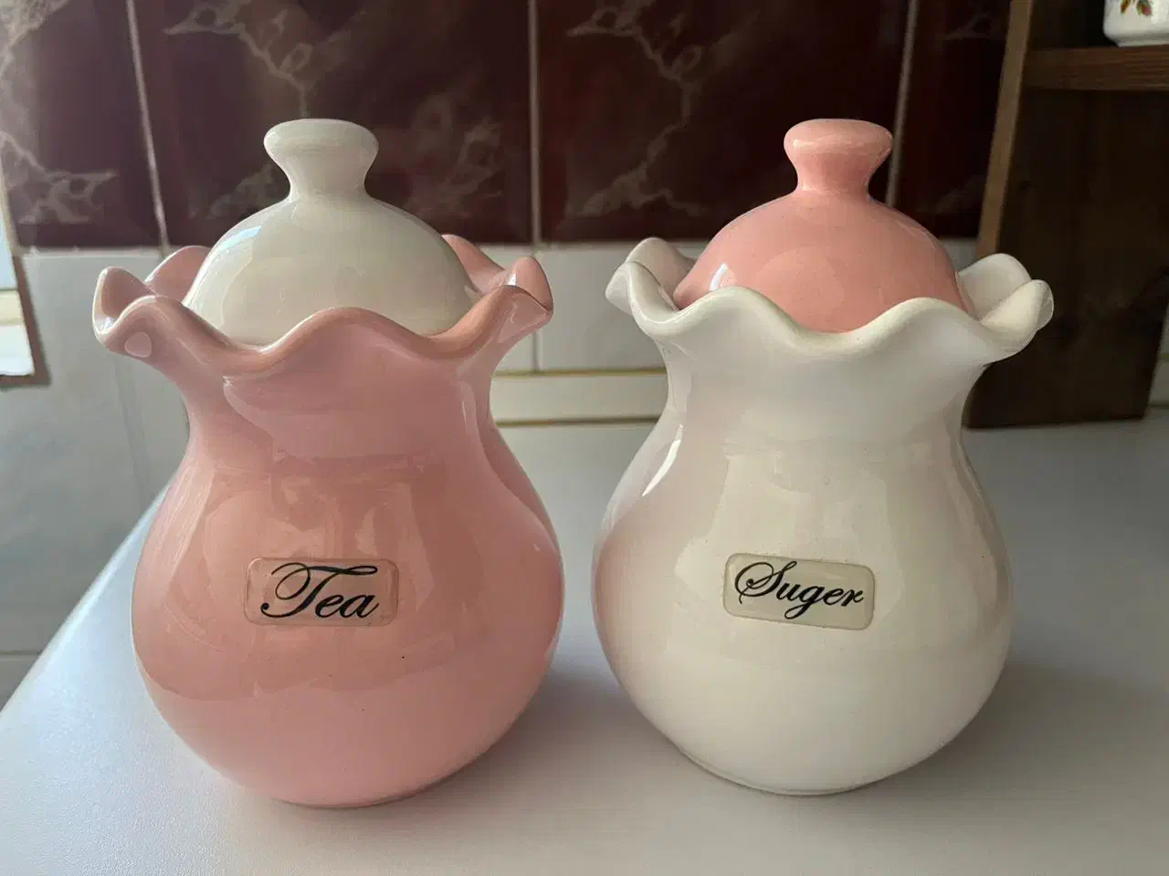 بانکه وسینی|ظروف سرو و پذیرایی|رشت, توشیبا|دیوار