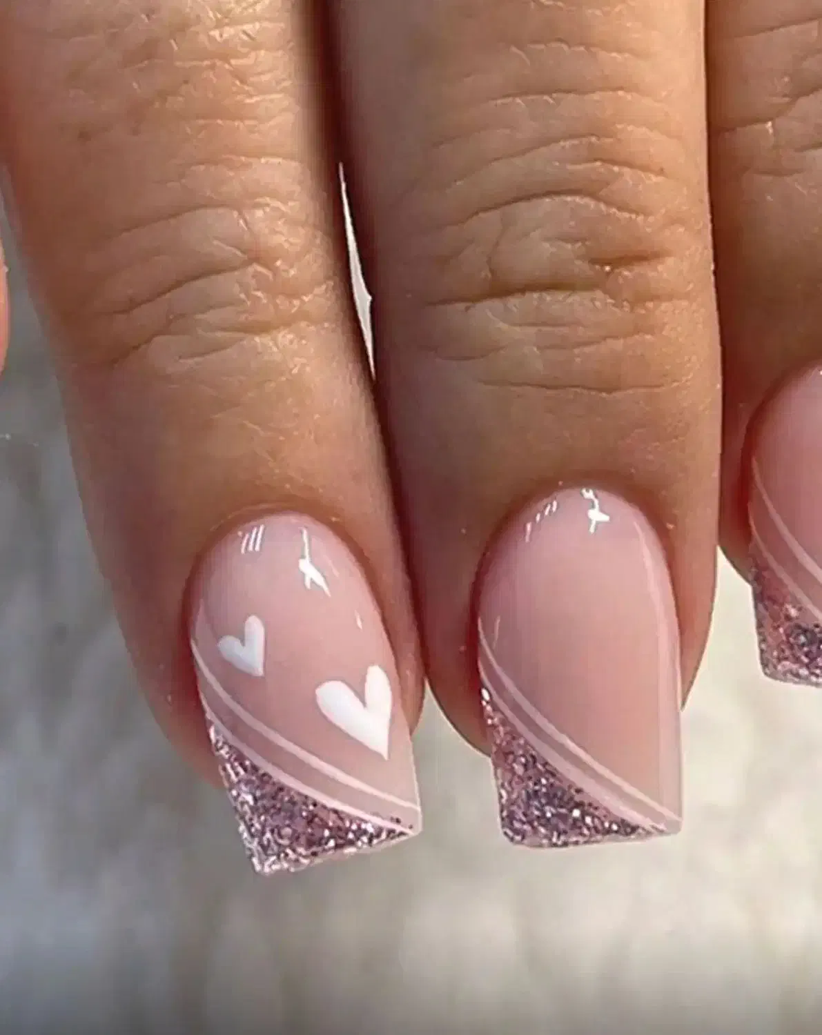 آموزش‌ کاشت‌ ناخن‌ وهمکاری‌ کنارخودم|استخدام درمانی، زیبایی، بهداشتی|اسلام‌شهر, شهرک مفیدی|دیوار