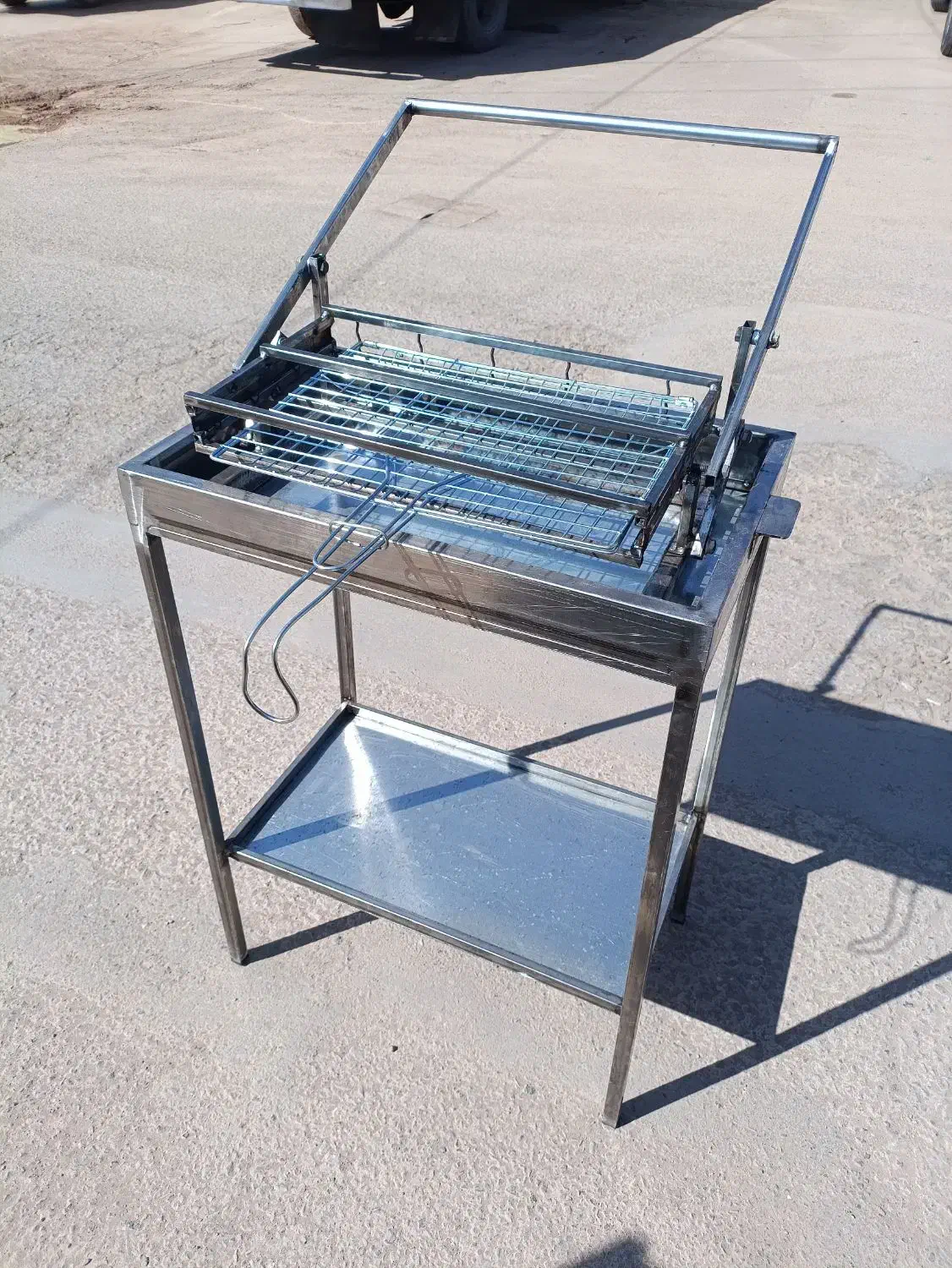 باربیکیو همراه با منقل|اجاق گاز و لوازم برقی پختوپز|کرمان, |دیوار