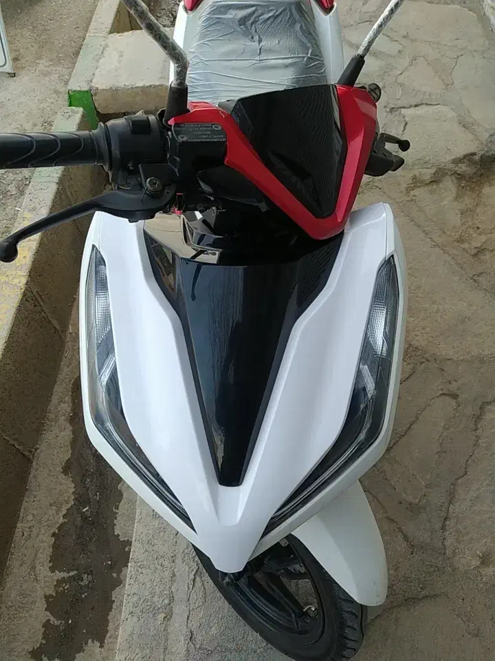 کلیک 1401 گلکسی|موتورسیکلت|تاکستان, |دیوار