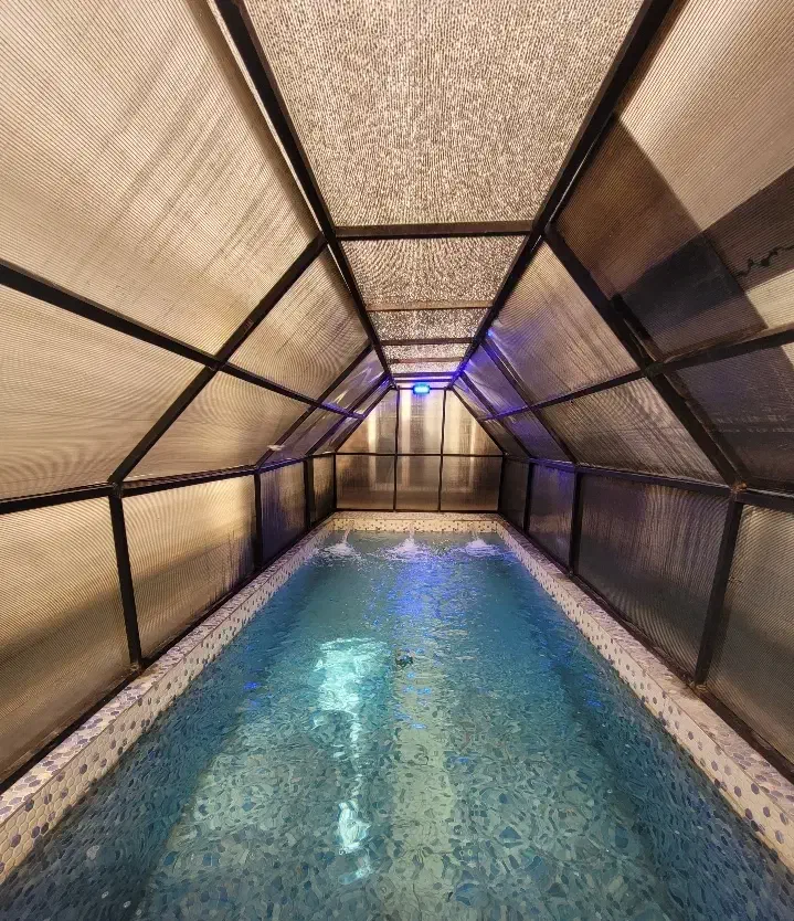 اجاره روزانه ویلا در کردان با استخر آبگرم|اجارهٔ کوتاه‌مدت ویلا و باغ|کوهسار (البرز), |دیوار