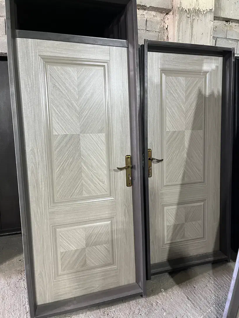 مجموعه تخصصی درب و پنجره ساختمانی|مصالح و تجهیزات ساختمان|تبریز, |دیوار