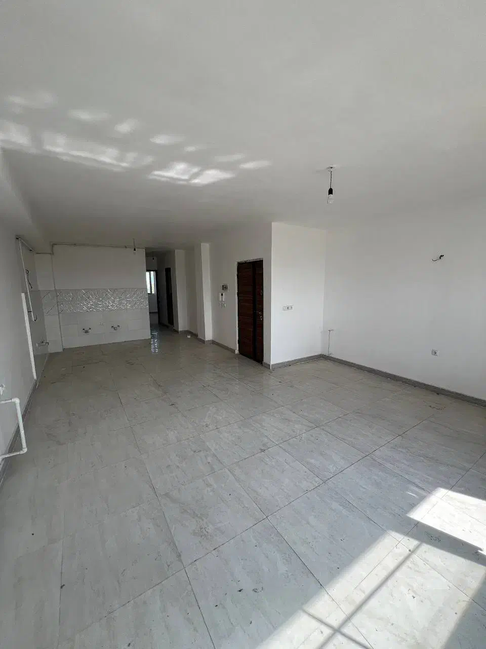 آپارتمام نوساز و کلید اول82متری خیابان دانشگاه|فروش آپارتمان|رودسر, |دیوار