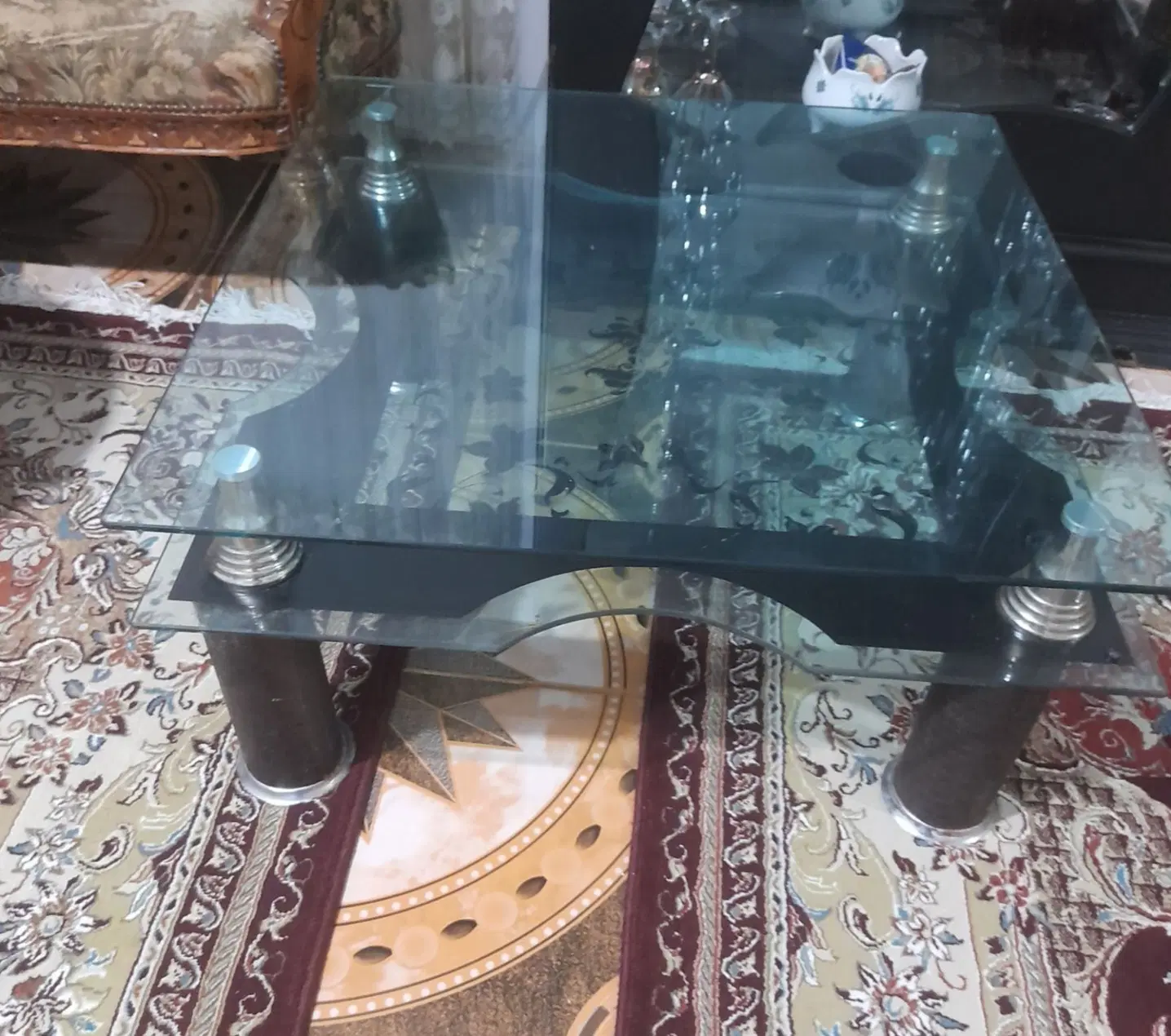 دو عدد میز|مبلمان خانگی و میز عسلی|لاهیجان, کاروانسرابر|دیوار