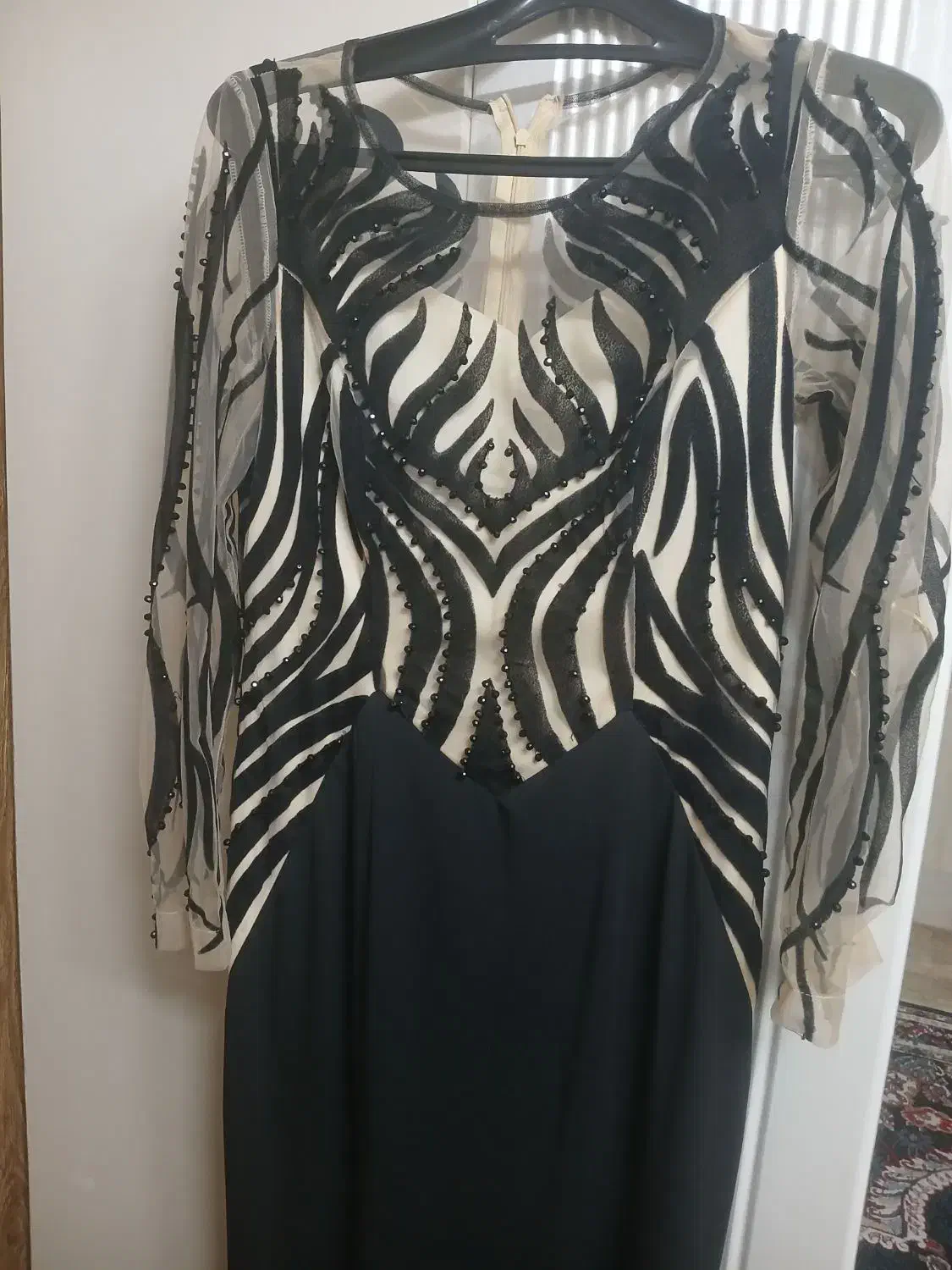 لباس مجلسی|لباس|قم, شهرک مهدیه (مدرس)|دیوار