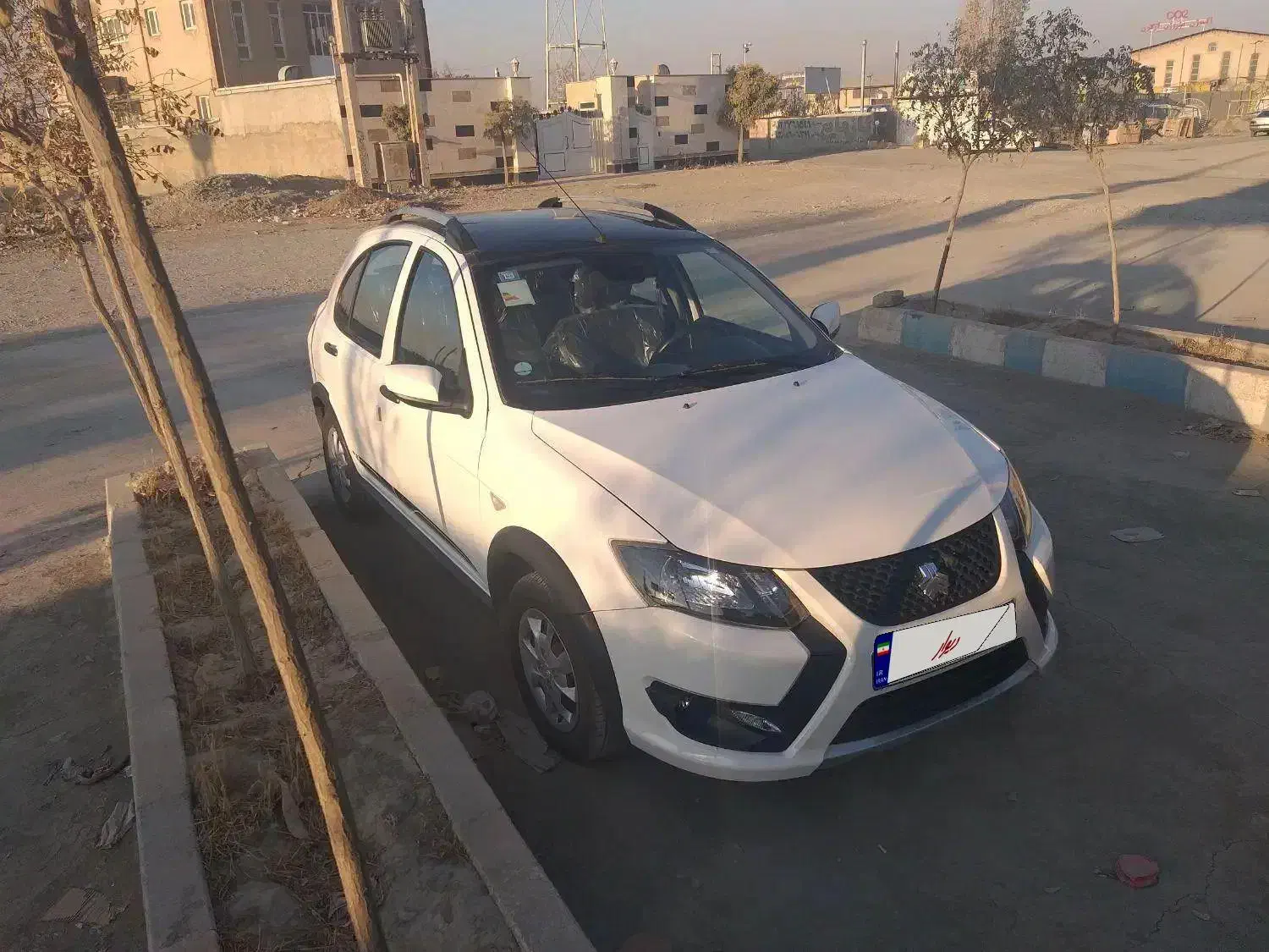 کویک آر اس ۸۵ گانه مرداد۱۴۰۴ تقریبا صفر|خودرو سواری و وانت|هشتگرد, شهرک ایران خودرو|دیوار